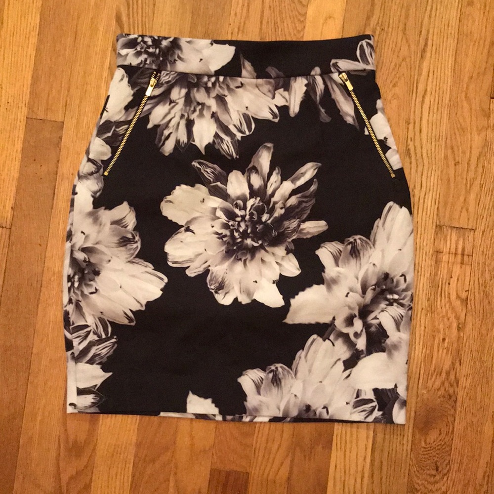 Floral pencil skirt